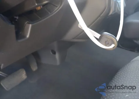 2020 Chevrolet Silverado 1500 2Wd Short Bed Custom z USA, uszkodzony, nr VIN 3GCPWBEF6LG455134